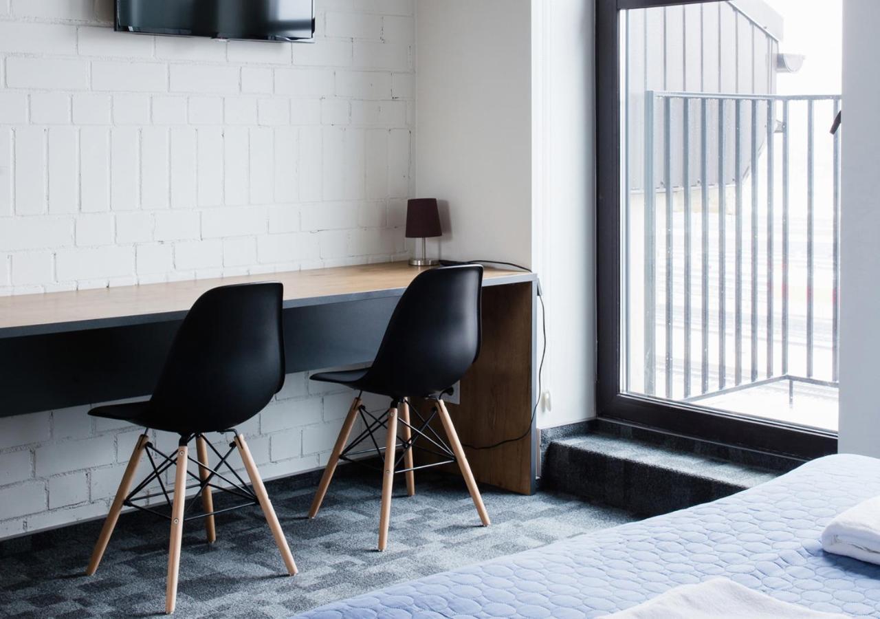 Self Check-In Hotel Railway Apartments VNO Exterior foto